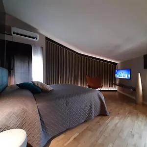 moaa-modern-art-apartment.it-lombardy.com/